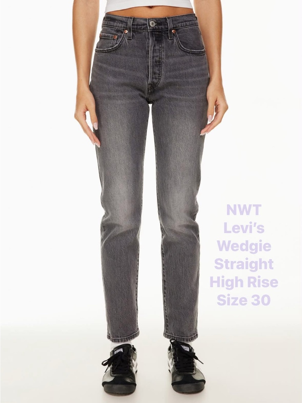 NWT - Levi's - Wedgie Straight High Rise. Well-worn black. Buttonfly. Size 30